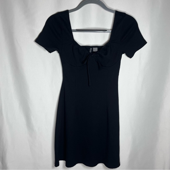 DIVIDED short sleeve black rib dress. Sweetheart neckline, Women’s size Small - Picture 1 of 6